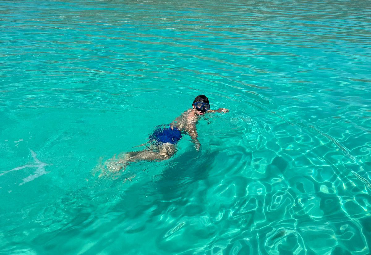 002 isla espiritu